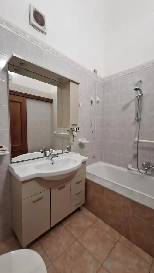 The Crazy House Apartment Catania